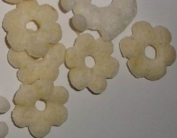 ক্রিসমাস মণি Puff স্ন্যাক মেশিন টুইন স্ক্রু সোয়াবী চাল চালক স্টেইনলেস স্টীল উপকরণ