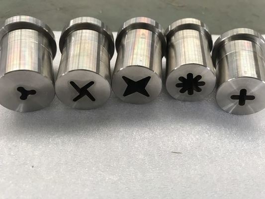 পিইটি Chews / চিকিত্সা / সেমি মোস্ট মোস্ট পোষা স্ন্যাক মেশিন / কুকুর Chews এক্সট্রুডার