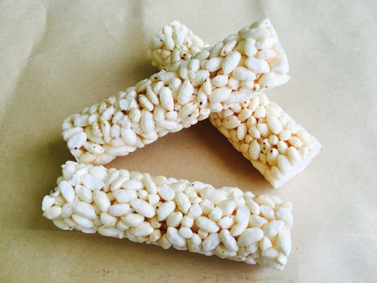 শক্তি খাদ্যশস্য বার ছাঁচনির্মাণ বার গঠন মেশিন বিভিন্ন আকার এবং আকার