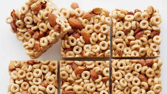 খাদ্য গ্রেড 150 মিমি 80 পিসি / ন্যূনতম গ্রানোলা বার মেকিং মেশিন