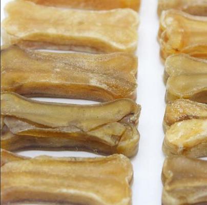 বিভিন্ন আকারের কুকুরের হাড় তৈরির মেশিন ৯ কিলোওয়াট বিভিন্ন চামড়ার কাঁচা চামড়ার পোষা প্রাণীর ট্রিট মেশিন